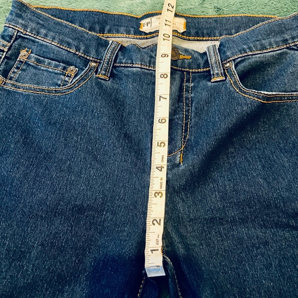 NWOT - Free People Dallas Jeans - Picture 2 of 9